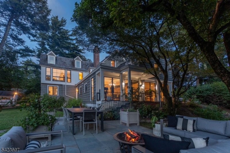 New Vernon - Residential
