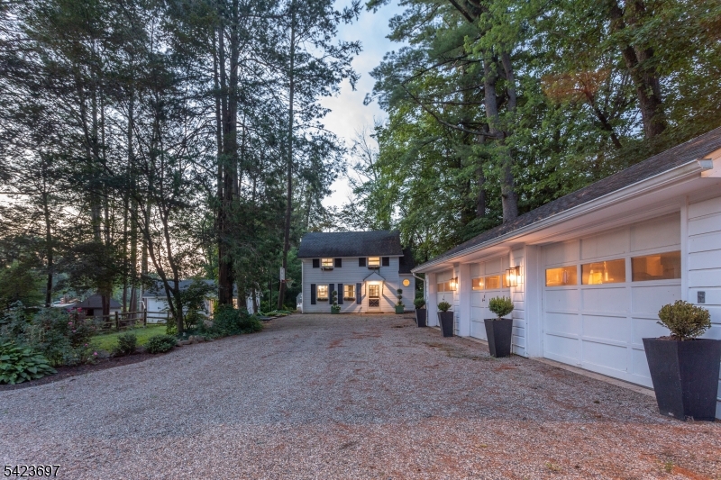 New Vernon - Residential