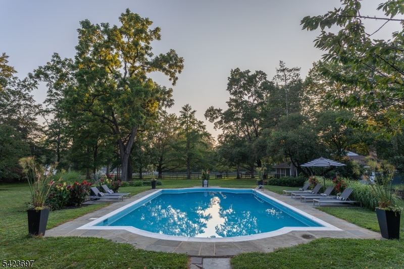 New Vernon - Residential