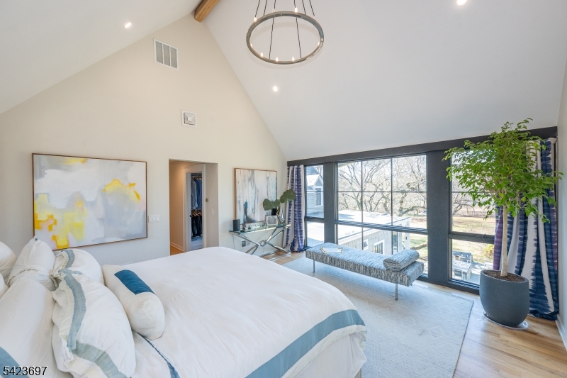 New Vernon - Residential