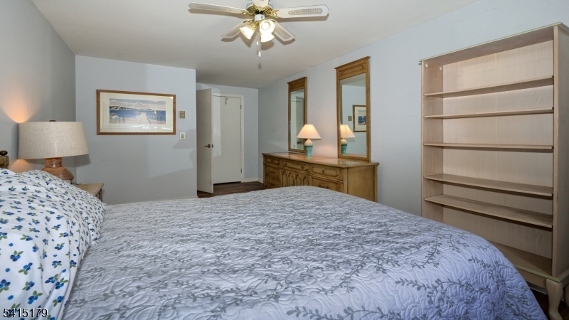 CRESTWOOD PK CONDO -ANNEX - Residential