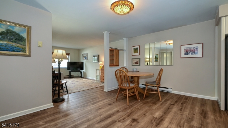 CRESTWOOD PK CONDO -ANNEX - Residential