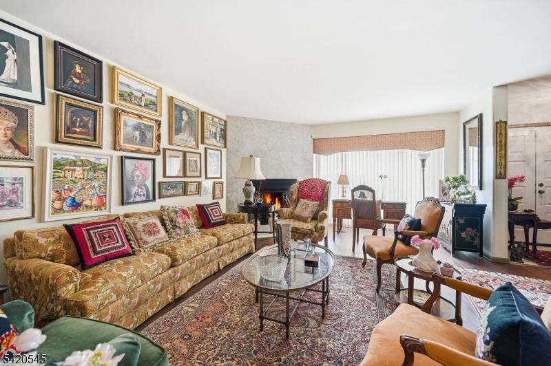 Hamilton Crest - Residential