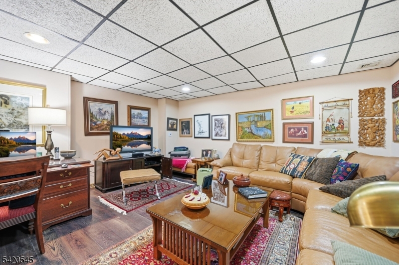 Hamilton Crest - Residential