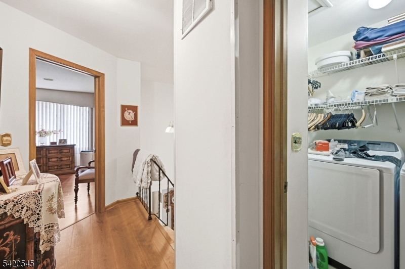 Hamilton Crest - Residential