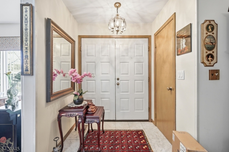 Hamilton Crest - Residential