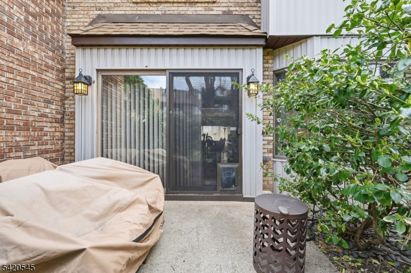 Hamilton Crest - Residential