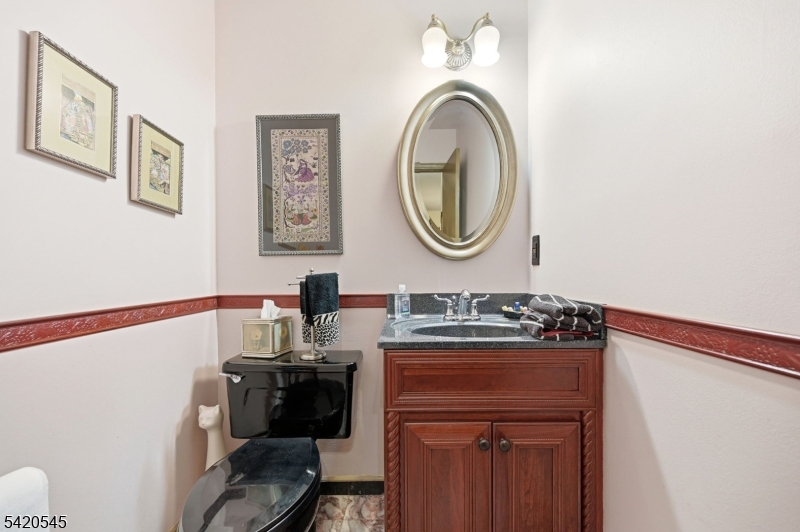 Hamilton Crest - Residential