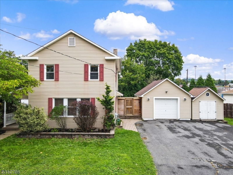 View Phillipsburg Town, NJ 08865 house