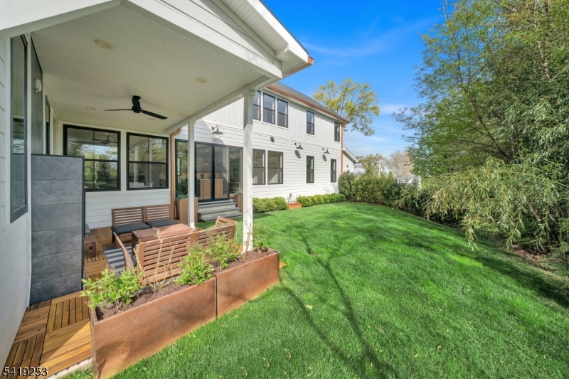 Upper Wyoming - Residential