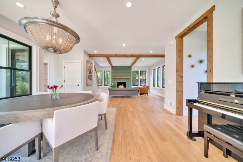 Upper Wyoming - Residential