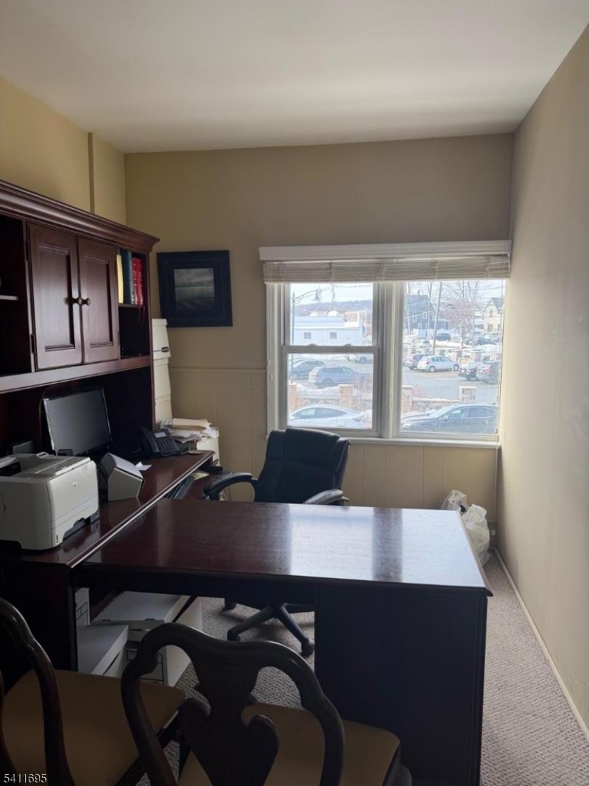 Downtown - Commercial Lease