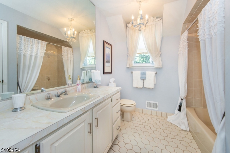 Neshanic Station - Residential