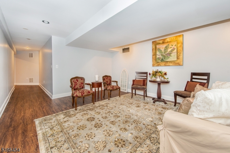 Neshanic Station - Residential