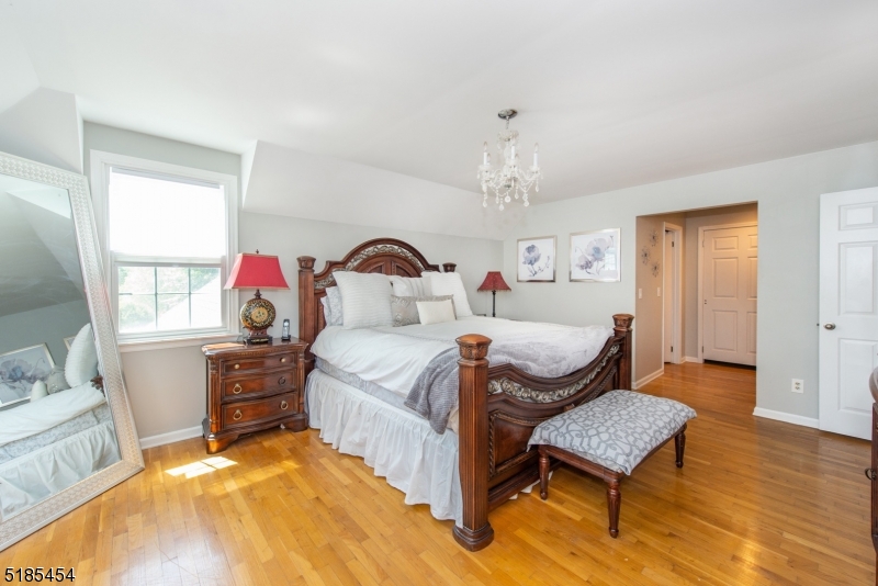 Neshanic Station - Residential