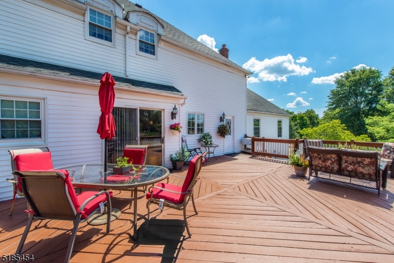 Neshanic Station - Residential