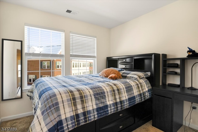 Radburn Commons - Residential