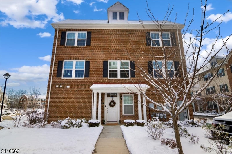 Radburn Commons - Residential