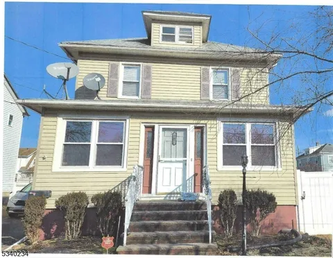 MLS: 3958372