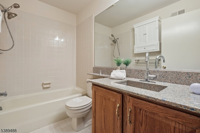 Signal Point  - THE HILLS - Residential