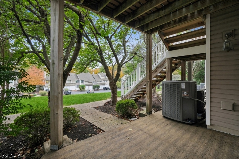 Signal Point  - THE HILLS - Residential