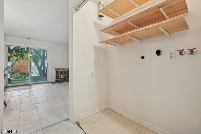 Signal Point  - THE HILLS - Residential