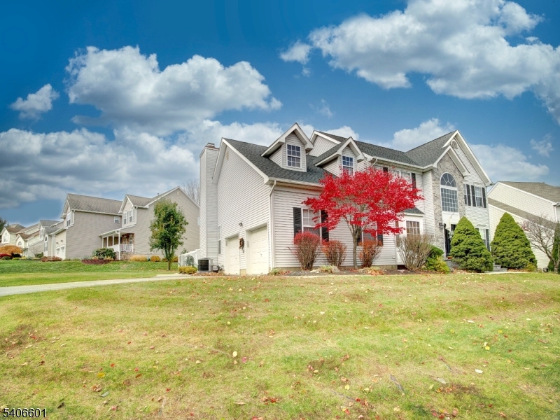 POETS PEAK - Residential