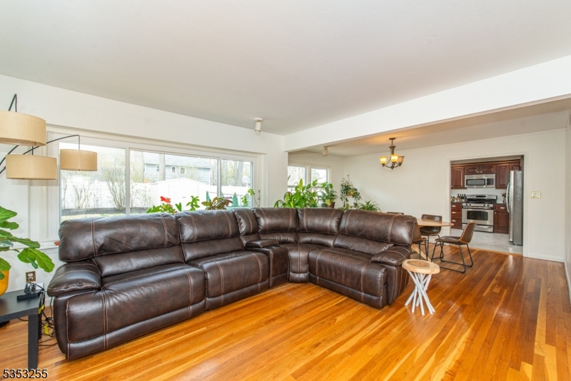32 Cutler Rd