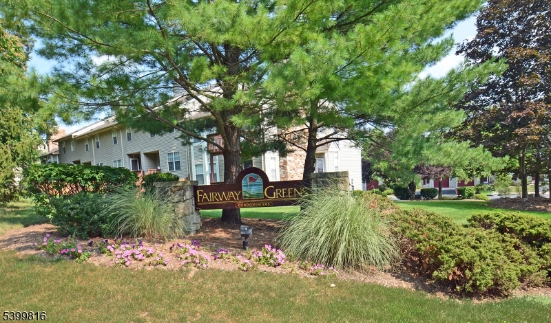 FAIRWAY GREENS - Residential
