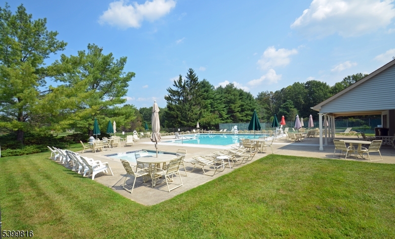 FAIRWAY GREENS - Residential