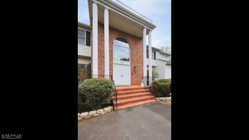 943 Washington Valley Rd