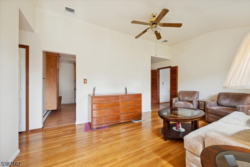 Country Club Homes Dev. - Residential