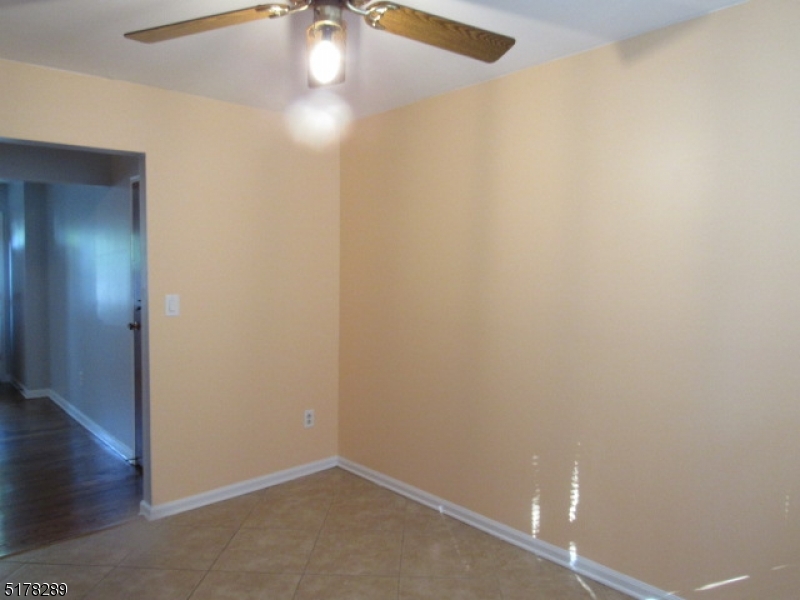 Colonial Hill Gardens - Residential Lease