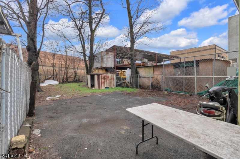 Dowd Avenue - Residential