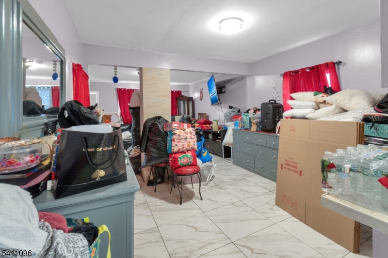 Dowd Avenue - Residential