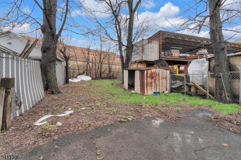 Dowd Avenue - Residential