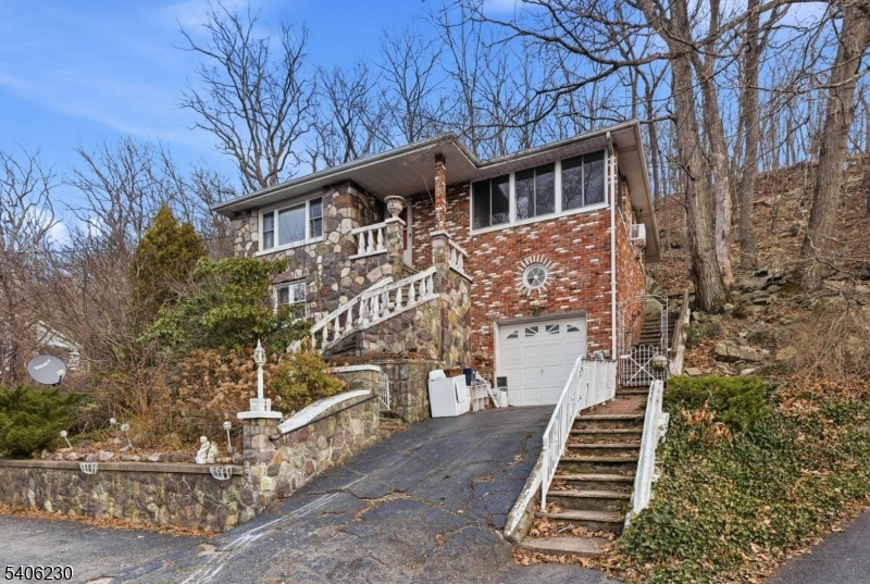 Skyline Lakes - Residential