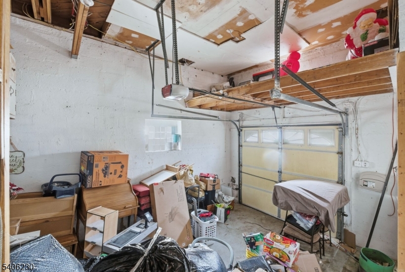 Skyline Lakes - Residential