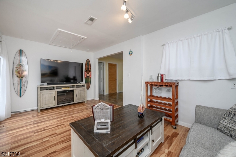 Mystic Island - Residential