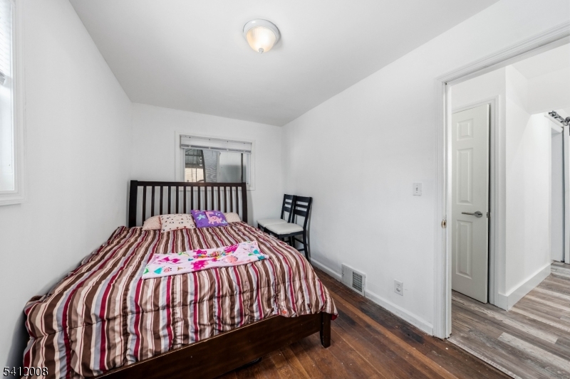 1960 / Renovated / 2022 - Residential