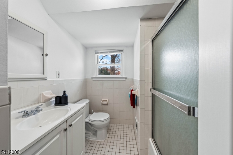 1960 / Renovated / 2022 - Residential