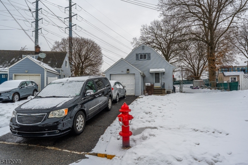 1960 / Renovated / 2022 - Residential