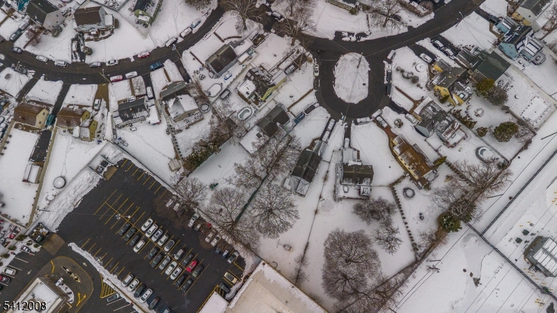 1960 / Renovated / 2022 - Residential