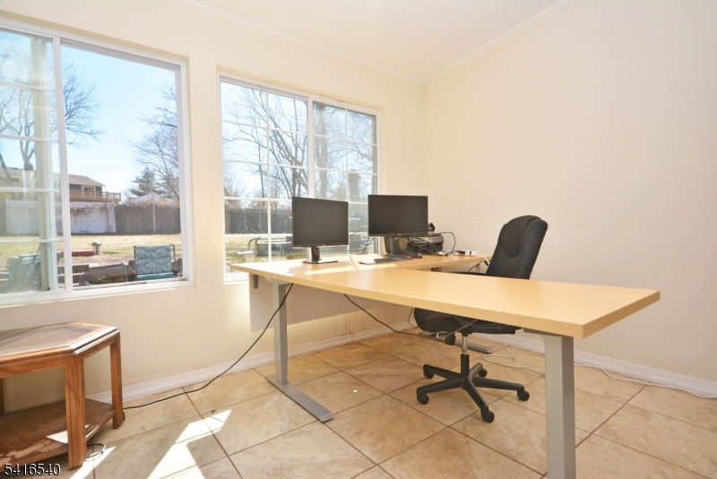 Randolphville Rd - Residential