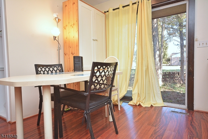 Randolphville Rd - Residential