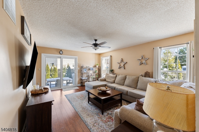 Country Woods - Residential