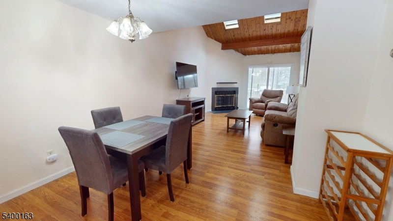 Holiday Lake - Residential