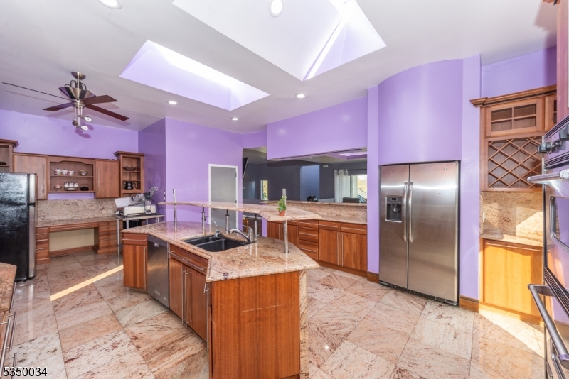 LAYTON - Residential