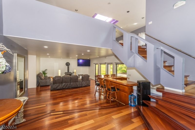 LAYTON - Residential