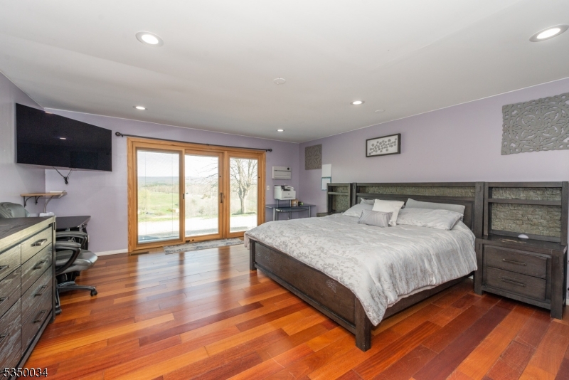 LAYTON - Residential